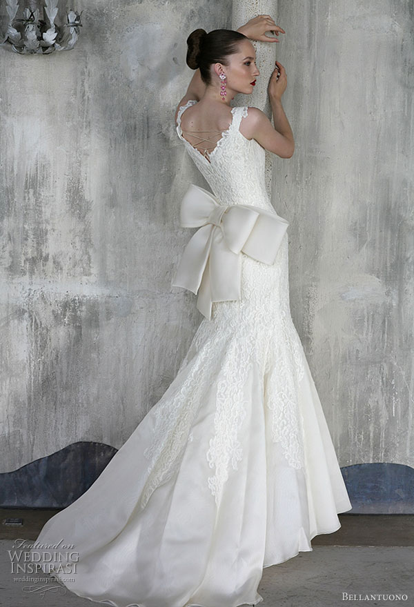 Bellantuono wedding dress with large bow at the back from the 2010 bridal collection Bellantuono wedding dress with large bow at the back from the 2010 bridal collection