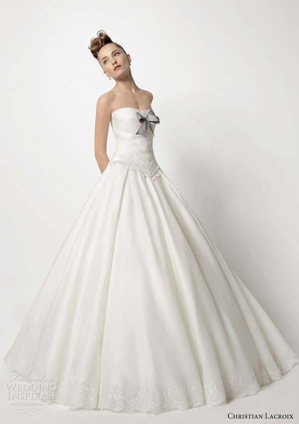 Christian Lacroix 2011 Mariée wedding dress - TERUEL Bead-embellished, organza, Mikado and lace gown
