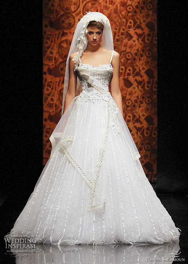 Randa Salamoun white wedding gown from Couture Fall/Winter 2010-2011, worn with veil