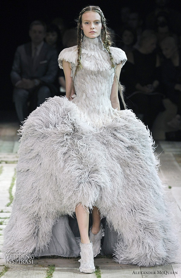 Alexander McQueen Spring/Summer 2011 ready to wear - structured feather dress Alexander McQueen Spring/Summer 2011 ready to wear - structured feather dress