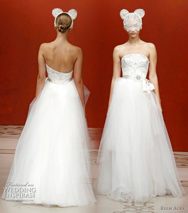 Reem Acra wedding gown Fall/Winter 2011 - strapless bridal gown, mouse ear veil Reem Acra wedding gown Fall/Winter 2011 - strapless bridal gown, mouse ear veil