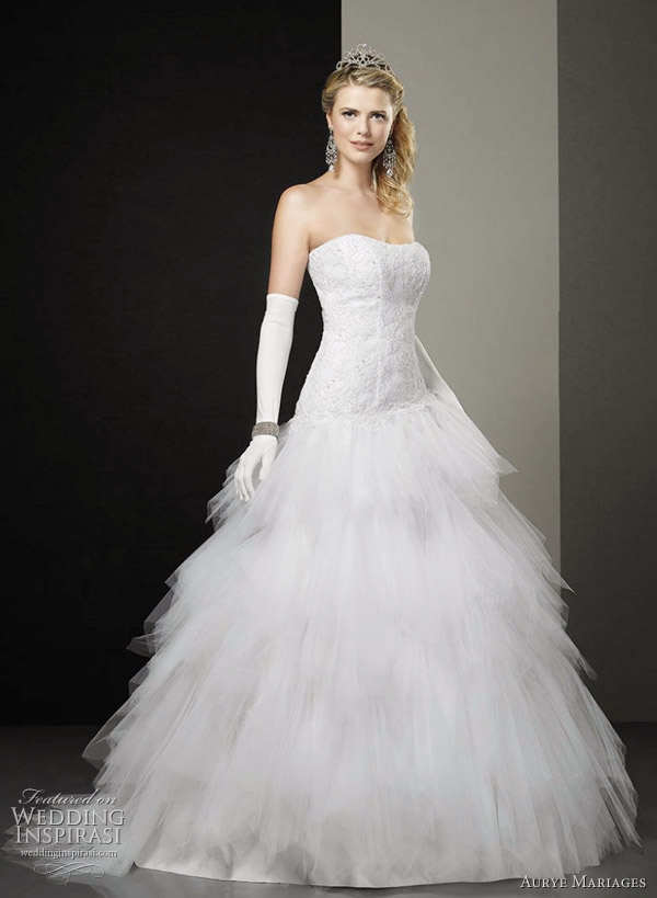 Aurye Mariages 2011 bridal gown - Iceberg wedding dress