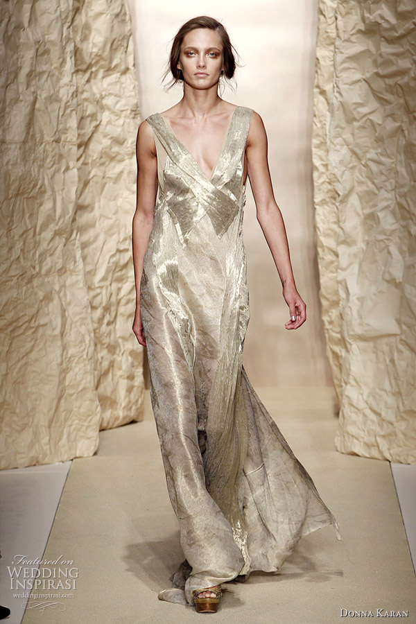Sleek and shiny dress - Donna Karan Spring 2011 ready to wear runway 