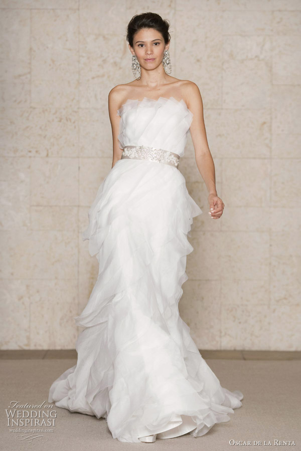 Oscar de la Renta 2011 Fall/Winter Bridal  - silk organza embroidered wedding gown with spiral organza bands