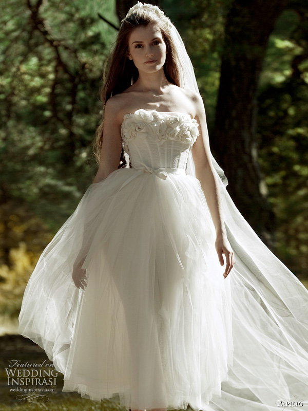 Papilio 2011 wedding dress - Awakening strapless romantic white bridal gown