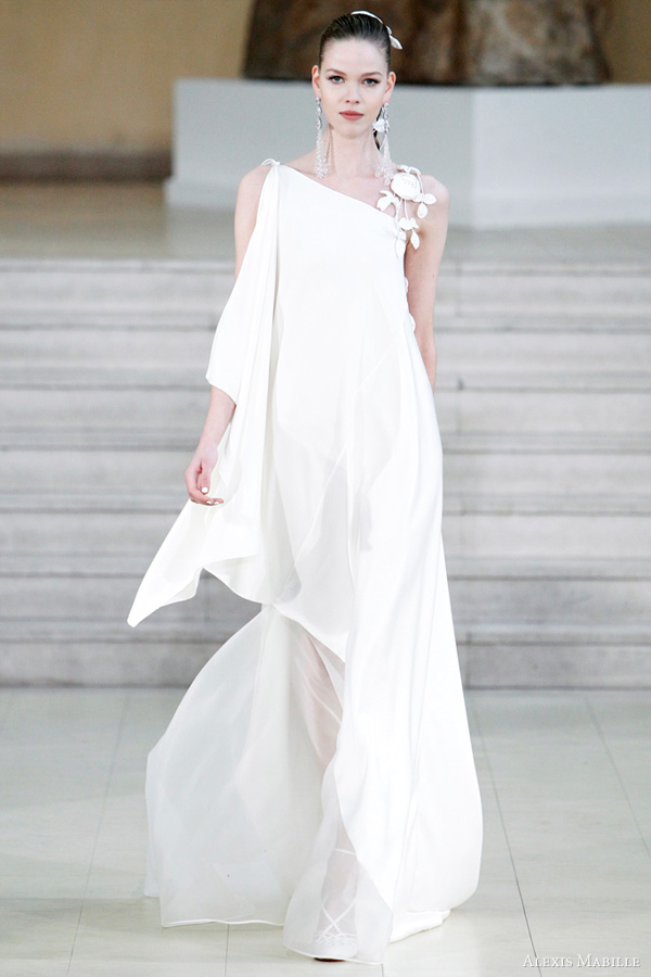 Alexis Mabille Spring/Summer 2011 couture - one-shoulder white gown