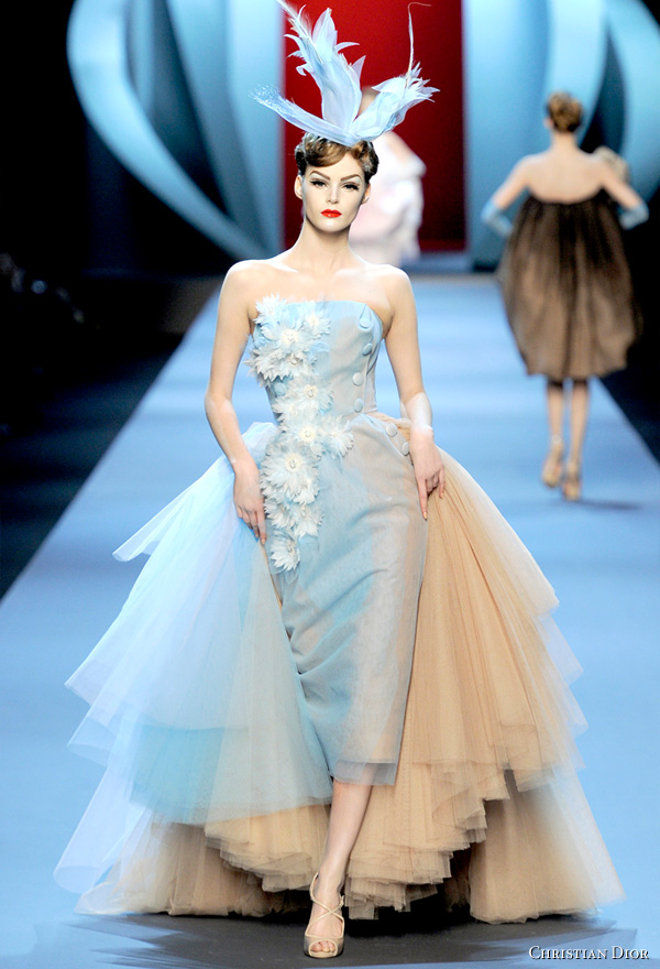 Christian Dior Spring/Summer 2011 Couture