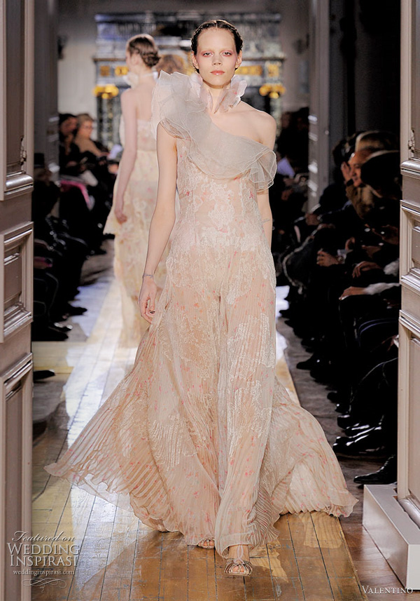 Valentino S/S 2011 Couture Collection