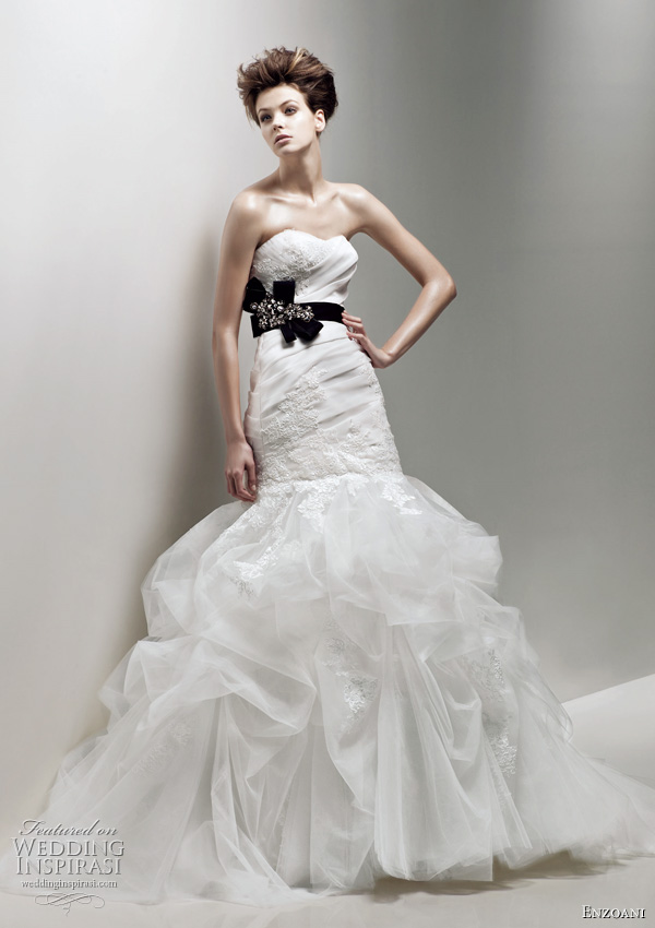 Enzoani Fernanda 2011 wedding dress Enzoani Fernanda 2011 wedding dress