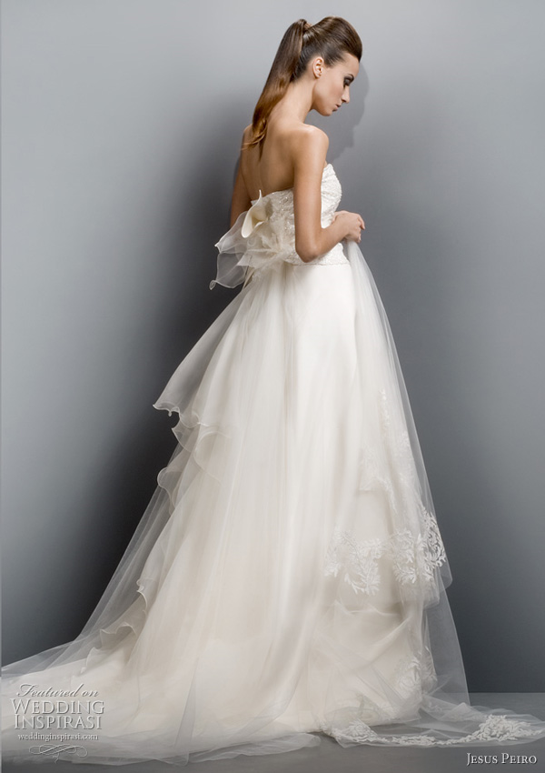 jesus peiro 2011 ball gown wedding dress jesus peiro 2011 ball gown wedding dress