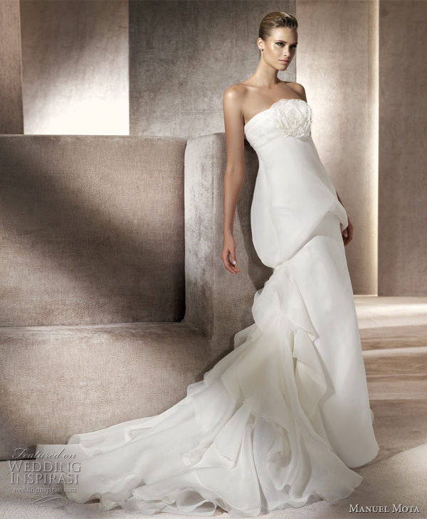 Manuel Mota 2012 Wedding Dresses | Wedding Inspirasi
