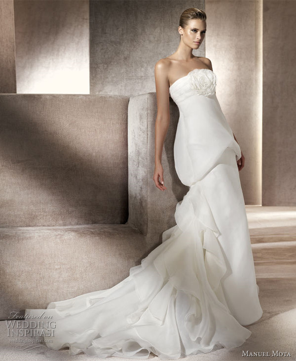 manuel mota primavera 2012 wedding dress