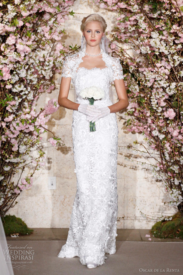 oscar de la renta 2012 - sheath lace wedding dress from the bridal collection oscar de la renta 2012 - sheath lace wedding dress from the bridal collection