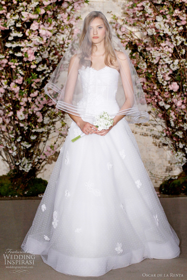 oscar de la renta bridal collection 2012 - strapless ball gown or a-line wedding dress