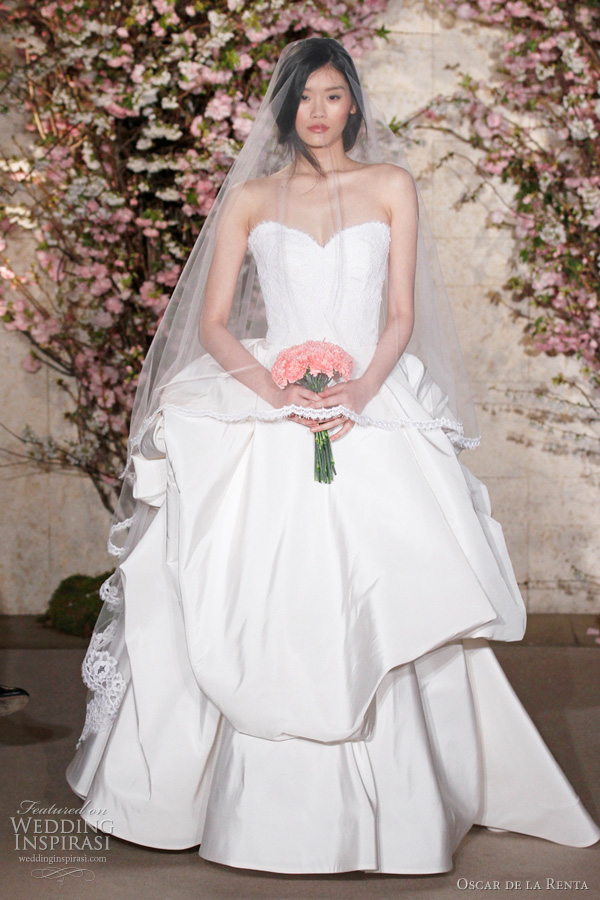 oscar de la renta spring 2012 bridal - voluminous strapless ball gown wedding dress