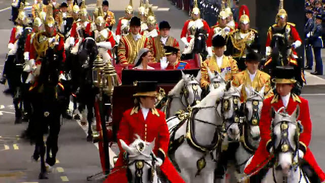royal procession buckingham palace