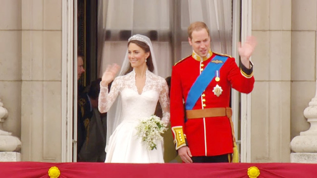 will kate balcony wave