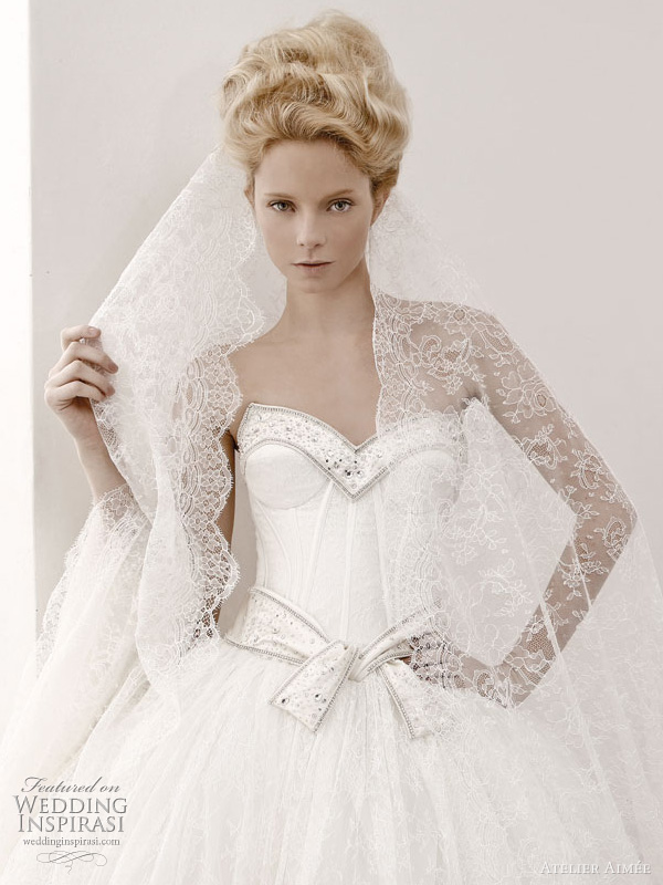 romantic wedding gowns 2011