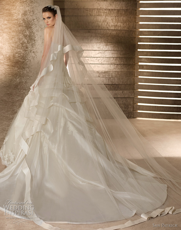 san patrick wedding dresses 2012 avance - septiembre train and bridal veil 