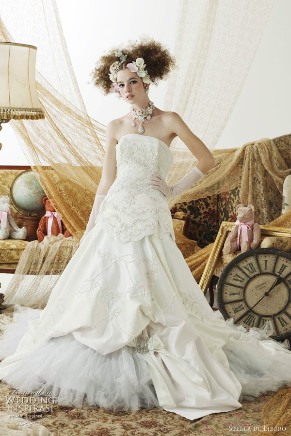 Stella de Libero Wedding Dresses | Wedding Inspirasi