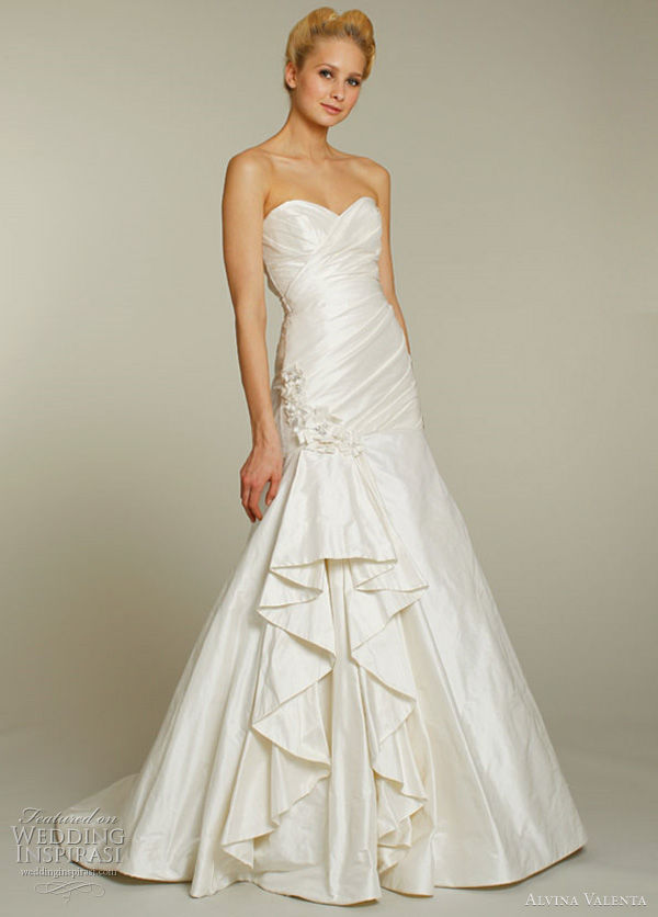 alvina valenta 9155 wedding dress 2012