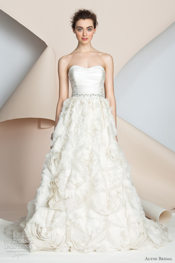 wendy-wedding-dress-spring-2012-alyne-bridal