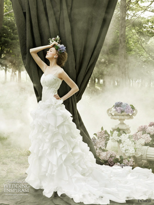 dearte wedding dresses - forest, fairy tale setting dearte wedding dresses - forest, fairy tale setting