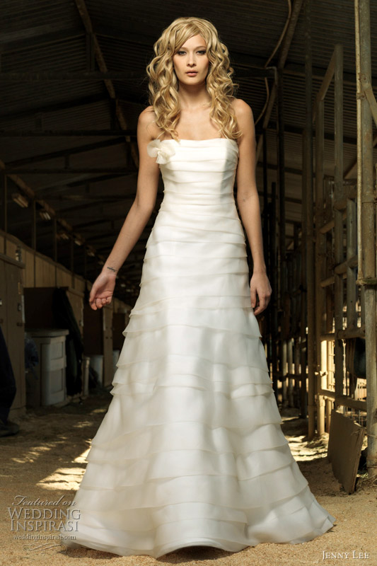 jenny lee fall 2011 wedding dress