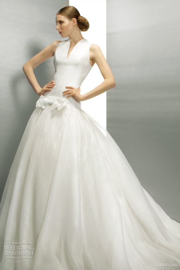 jesus peiro wedding dress