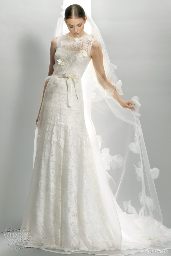 lace wedding dresses