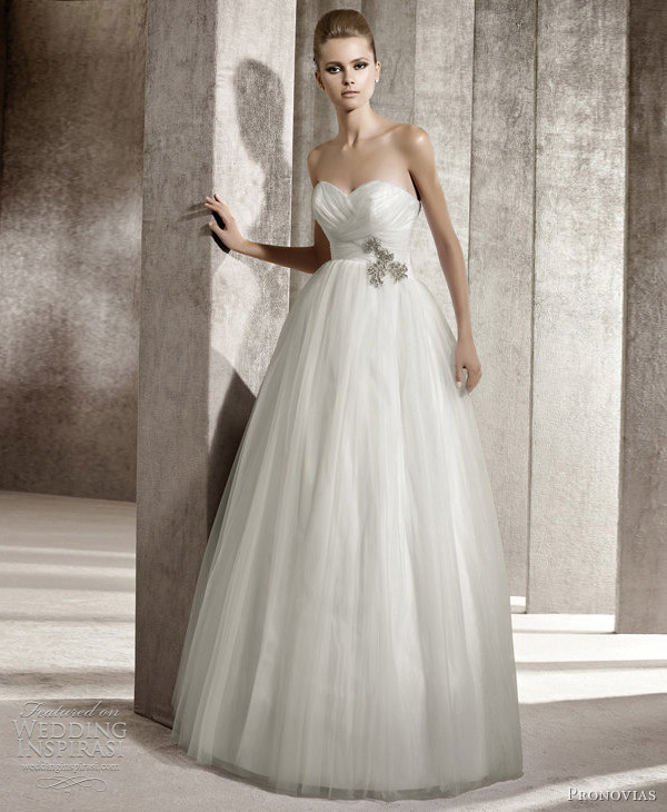 pronovias 2012 bridal collection jaspe