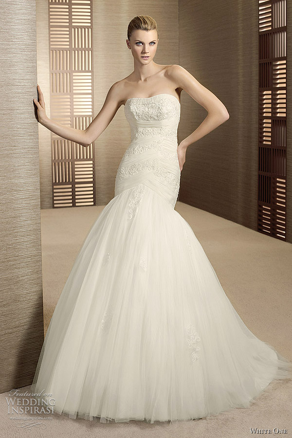 white one wedding dress 2012 collection - Ozzyl