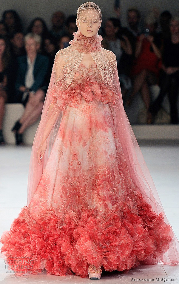 Alexander McQueen Spring 2012 Ready-to-Wear | Wedding Inspirasi