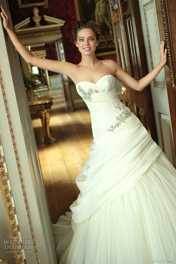 pronovias bari