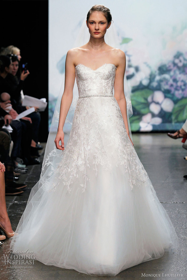 monique lhuillier wedding dress 2012