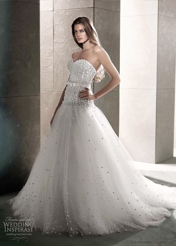 مجموعة كبيرة من  فساتين الزفاف الفرنسيه 2012 _2013 روعة وصور غاية فى الجمال Alessandro-couture-2012-wedding-dress-dida