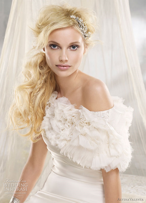 alvina valenta wedding dress 2012 -  style 9200