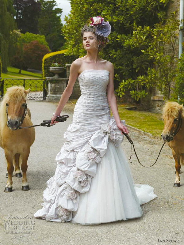 ian stuart wedding dress 2012 - Rhapsodia