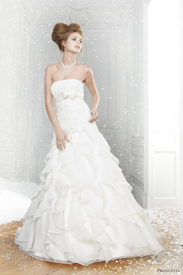 Pronuptia Wedding Dresses 2012 — Féerie Bridal Collection | Wedding ...