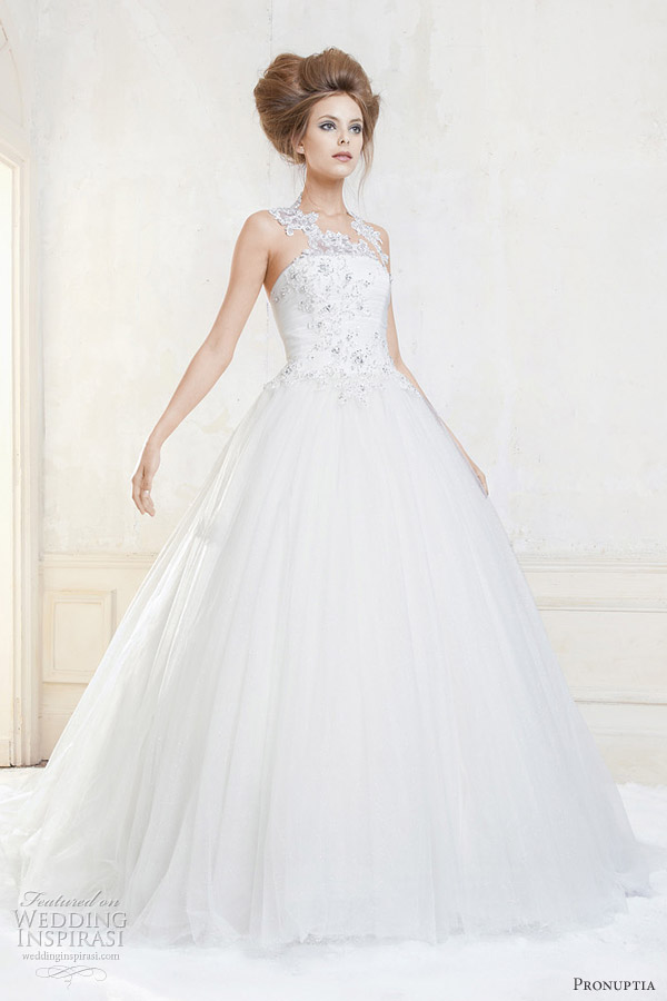 Pronuptia Wedding Dresses 2012 — Féerie Bridal Collection | Wedding ...