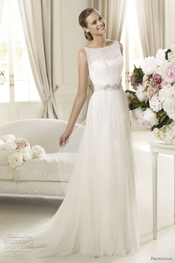 Pronovias Wedding Dresses 2013 — Preview Collection | Wedding Inspirasi ...