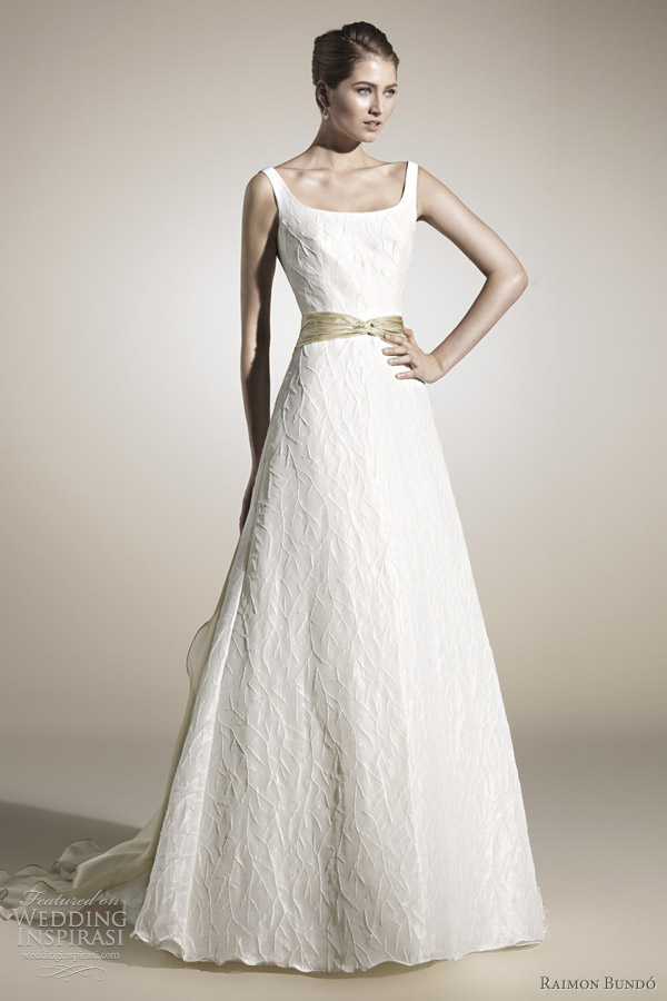 camila wedding dress raimon bundo 2012