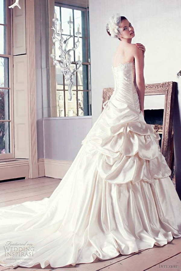 intuzuri 2012 alberta wedding dress