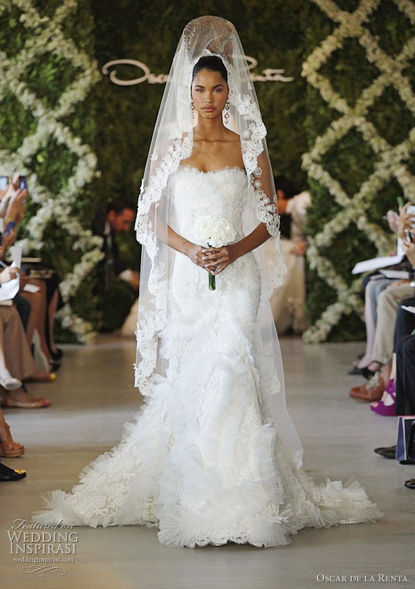 oscar de la renta spring 2013 wedding dress