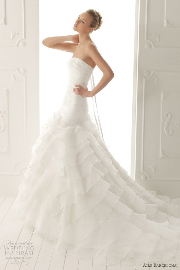 aire barcelona 2013 wedding dress verenice