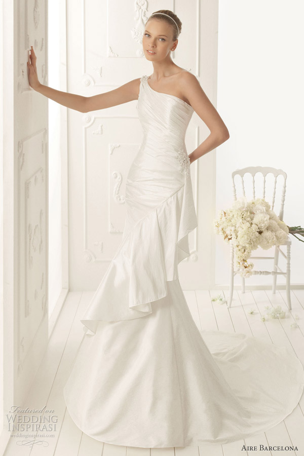 aire vintage 2013 valeria one shoulder wedding dress