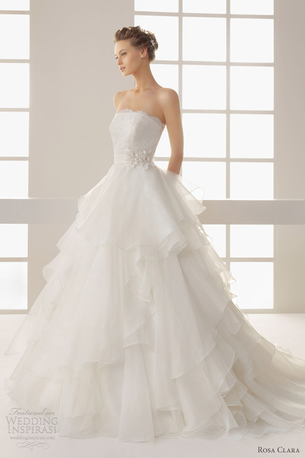 rosa clara 2013 two dehesa strapless wedding dress ruffle skirt