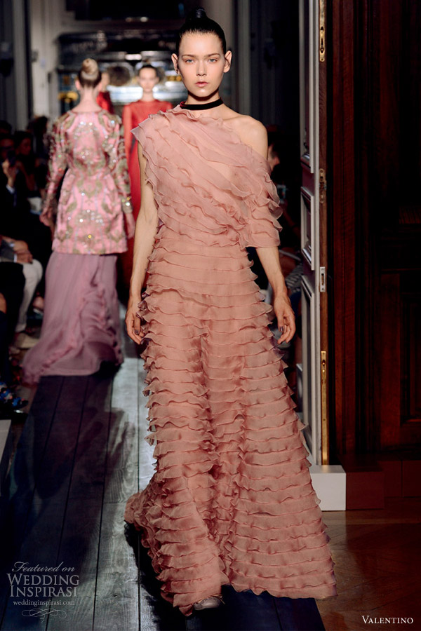 valentino fall 2012 couture one shoulder pink ruffle dress valentino fall 2012 couture one shoulder pink ruffle dress