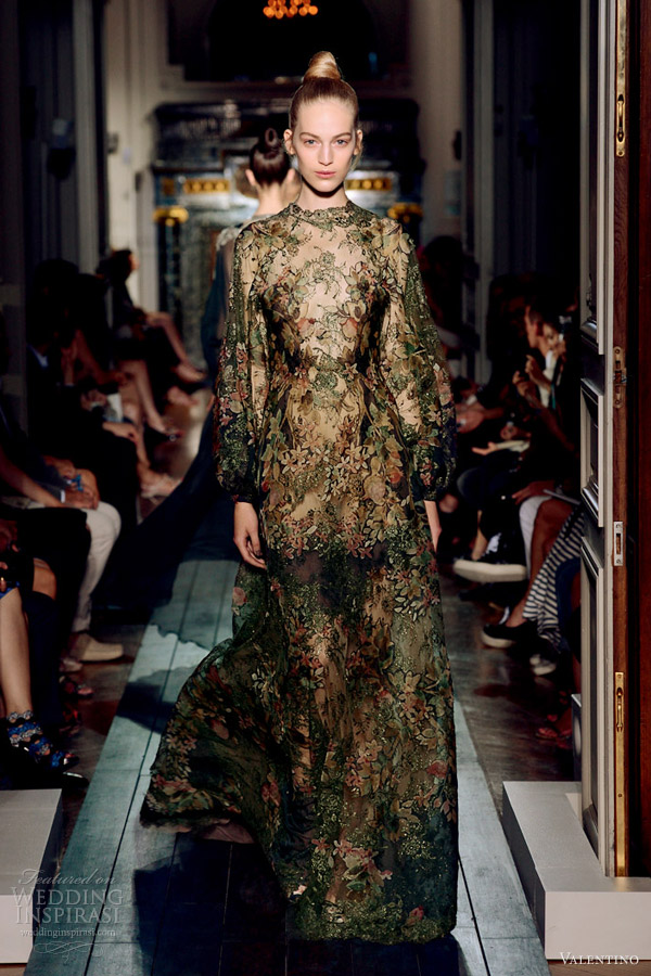 valentino fall winter 2012 2013 couture long sleeve dress valentino fall winter 2012 2013 couture long sleeve dress