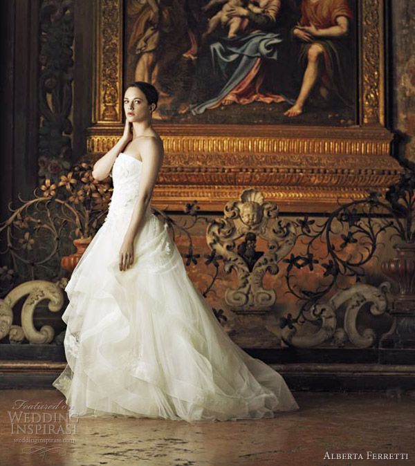 alberta ferretti wedding dresses 2013 vaniglia strapless ball gown